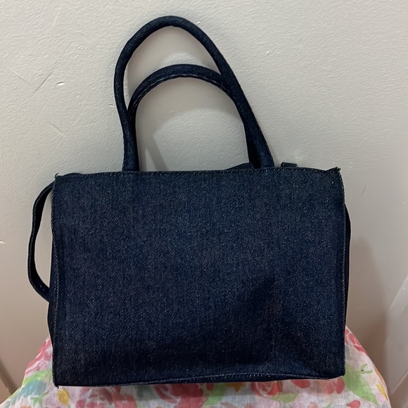 Brand New Women Tommy Hilfiger Bag - Picture 2 of 4